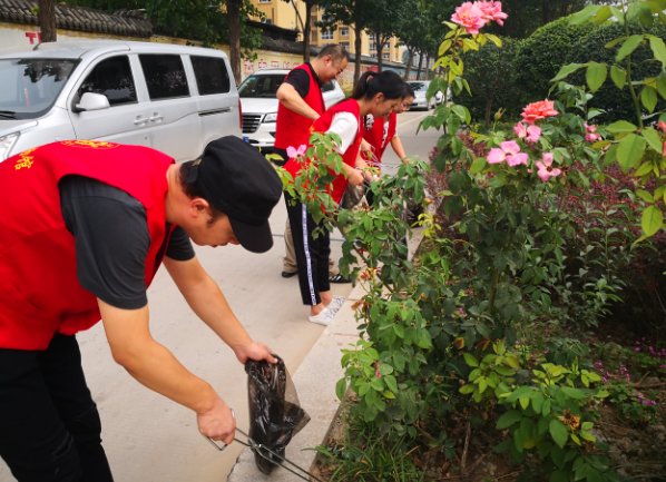 fddhq45729484's tweet photo. [Join our neighborhood spring cleanup this Saturday (9AM-12PM) at Central Park! Bring gloves u0026 a reusable bag—let’s spruce up our community together!  #LocalCommunity]， https://t.co/84CpM3KcAs