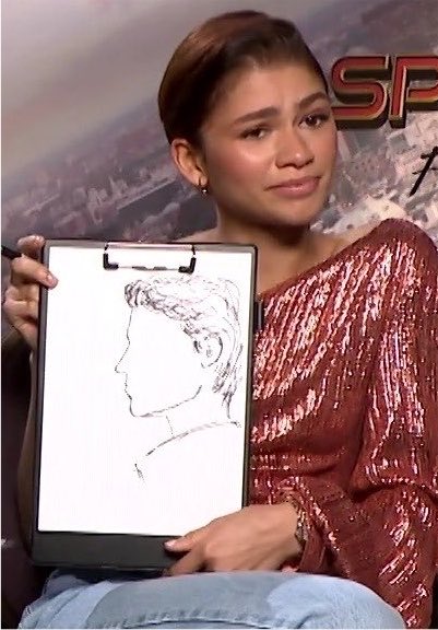 chrislarbsyou's tweet photo. category is zendaya and tom holland drawing each other https://t.co/EHvPli797c