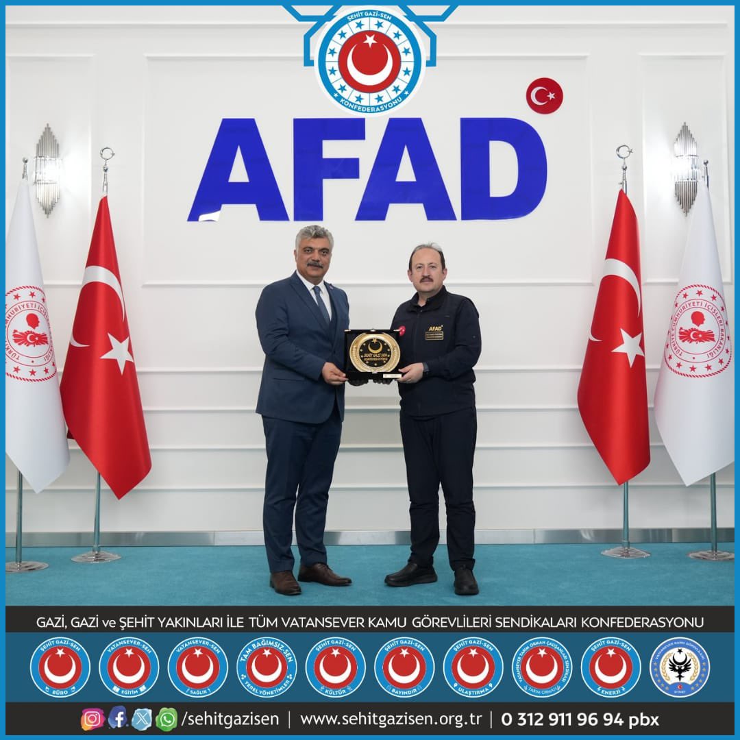 SKonfederasyonu's tweet photo. Şehit Gazi Sen Konfederasyonu'ndan AFAD Başkanı Vali Hamza PEHLİVAN'a Ziyaret⤵️https://t.co/aCPBGPc0Fd https://t.co/uEaWHbvd72