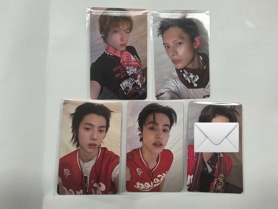 rosiedduffy's tweet photo. 🎀 รอบหิ้ว - lucky draw 🎀

⭐️ จูฮุน กอนโฮ 300฿

⭐️ มาร์ติน เจมส์ 185฿

🧁 มัดจำ 100฿ 

✉️  dm  นะคะ 
#ตลาดนัดcortis https://t.co/miwXwz1lwp