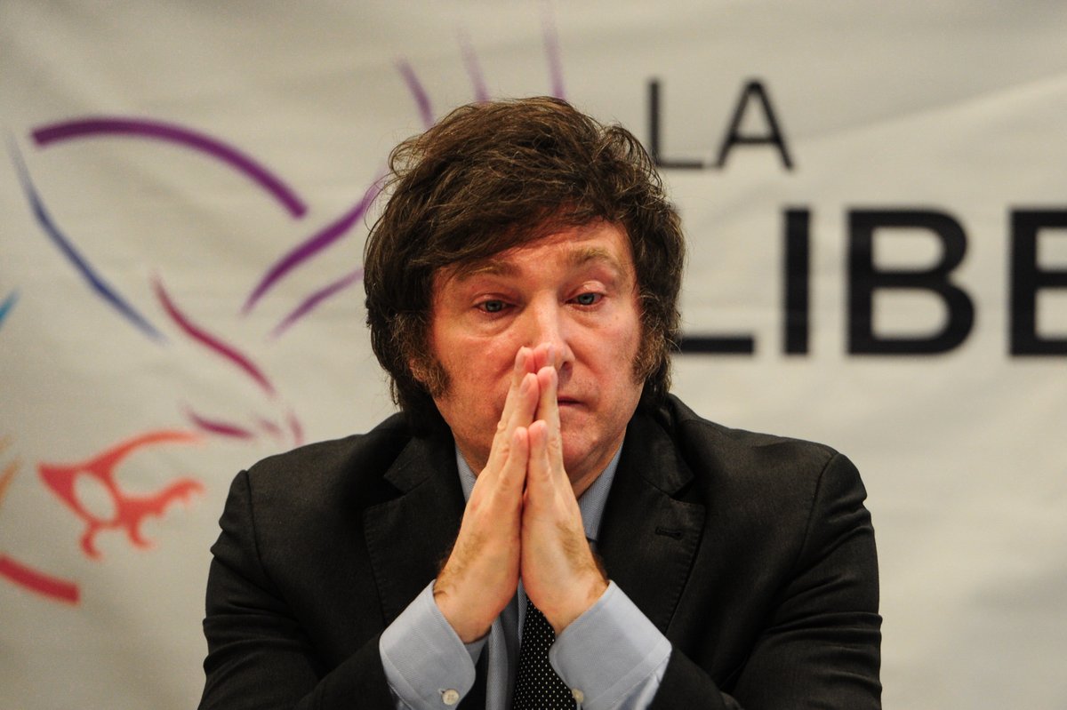 Ojo_Kritico's tweet photo. El índice de confianza en el Gobierno cayó en Julio y se encuentra por debajo de los valores de Macri en el mismo período. El retroceso se identificó fuertemente en los jóvenes y Buenos Aires. Los problemas puntuales son: ineficiencia y deshonestidad. Fuente: Univ Di Tella https://t.co/tsmhnMVXlR