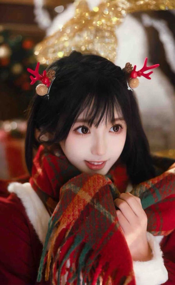 kelisiaq's tweet photo. 耳机里循环的旧歌响起时，你正在接住属于自己的松弛时刻。 https://t.co/IPiJmYfuqJ