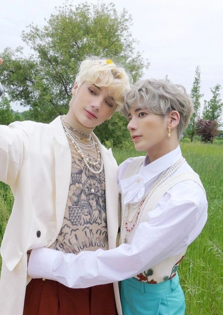 hrts4hyuka's tweet photo. i love tyunning gay fairies https://t.co/eeWozz8sTO