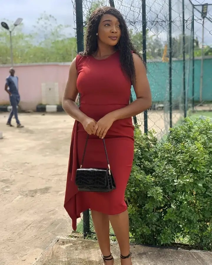 PetersSyla's tweet photo. People overestimate what one good day can do.

And underestimate what 30 ordinary days of showing up can do.

Consistency doesn't feel powerful while you're doing it.

It feels powerful when you look back.

Good morning my mutuals https://t.co/1SUyWhXBu1