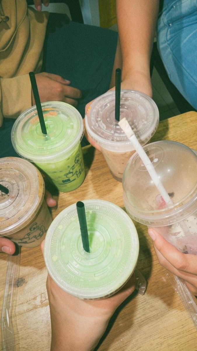 matchash8's tweet photo. Caffeine &amp; chaos https://t.co/FQ18G80eFy