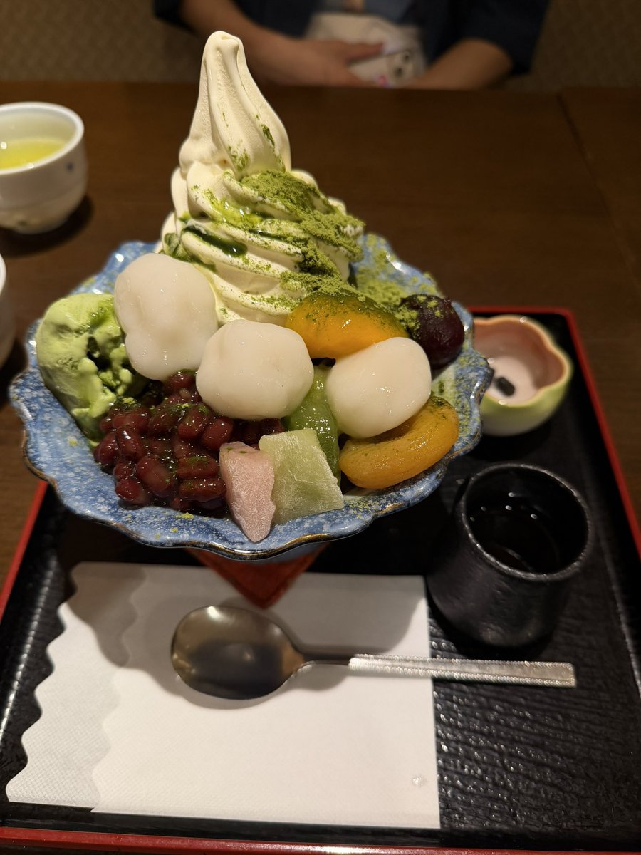 Mn_mn_13's tweet photo. 致死量の糖分で無事死んだ
めっちゃ美味しかった https://t.co/9cxoRYvDHZ