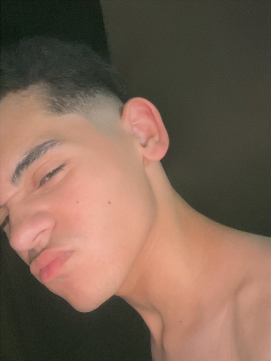 OnlyAnthuan's tweet photo. Primer post, subo más? 👀 https://t.co/FPuIyTNSYo