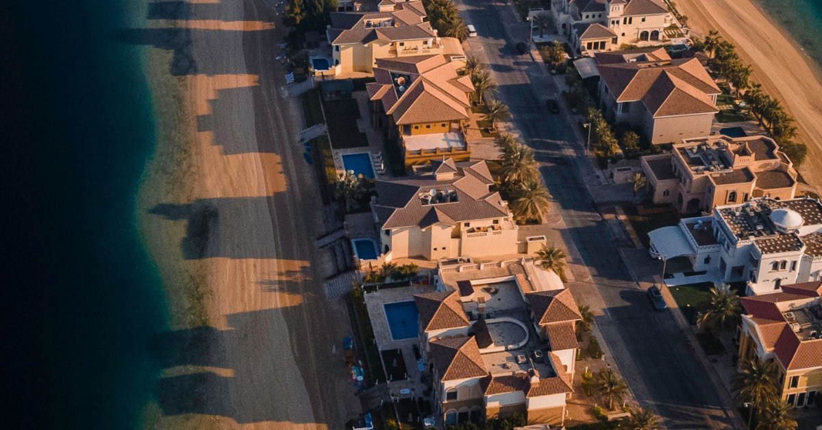 AnarockMENA's tweet photo. Dubai buyers have more choice than ever.

But does more choice make investing easier, or harder?

What's the first question you'd ask before buying property in Dubai?

Read more about it: https://t.co/tcEdZ8DuQT

#RealEstate #PropertyInvestment #Dubai https://t.co/Y1nCzMPM5G