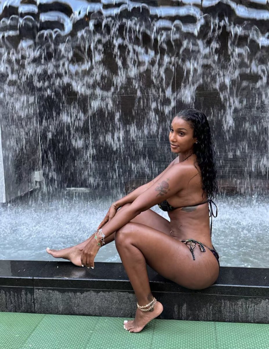 realbernice011's tweet photo. Bernice Burgos https://t.co/BB8ciaxWJo