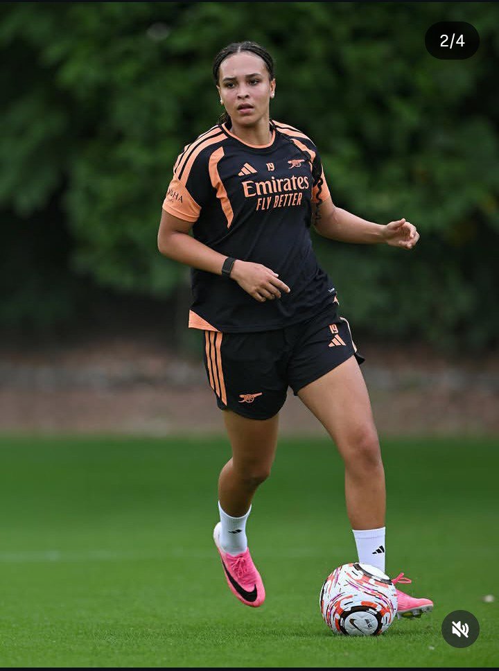 FreeManGlobe's tweet photo. Lisa Baum
Winger
19yrs
🇹🇿🇩🇪 https://t.co/fYH7r1OpDN