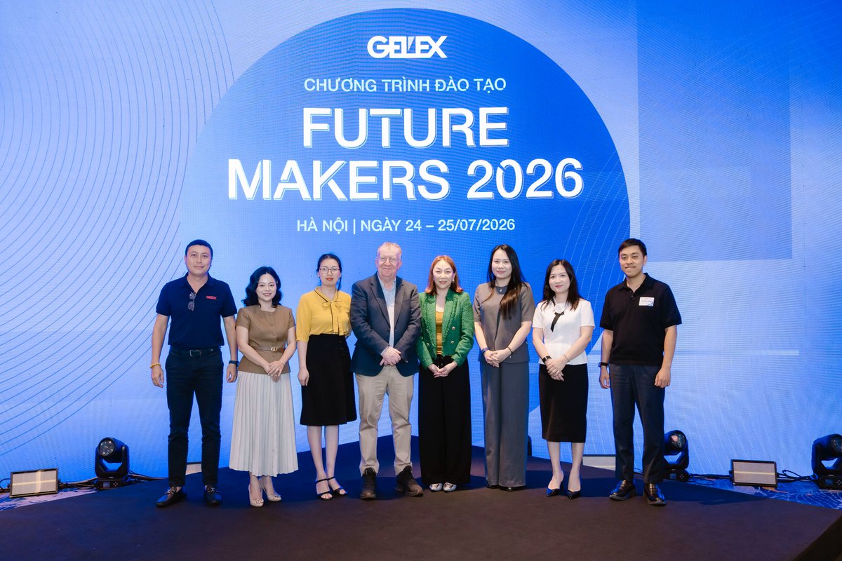 NUSBizSchool's tweet photo. What kind of leader does #Vietnam's 2045 ambition require?

One who can read regional trends, work across cultures and turn #strategy into execution. The School's @NUSExecEd is partnering GELEX to develop them through its Future Makers programme. https://t.co/f1Ys69ZYGh