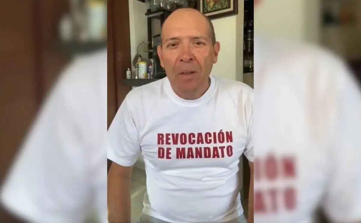 lhan55's tweet photo. Alejandro Leyva fue un periodista hecho en las calles. Advirtió que su oficio es de alto riesgo. Fue asesinado. Responsabilizó de lo que pudiera sucederle a 3 funcionarios oaxaqueños. Esa debe ser la principal línea de investigación de su homicidio

https://t.co/RImq1bV6rO https://t.co/YF7LV58ur0
