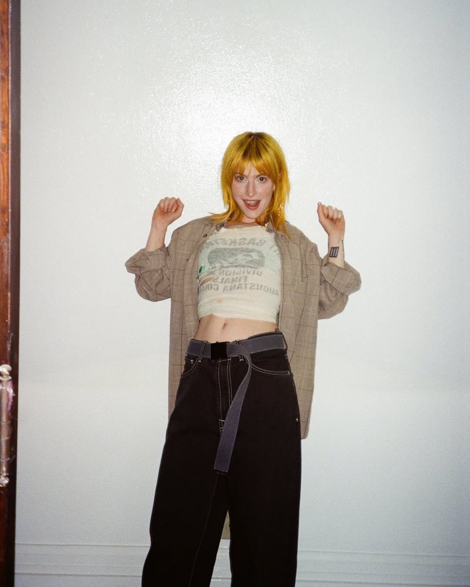 nvrfeltsoglum's tweet photo. missing ego yellowyah extra hard today💛💛 https://t.co/hXs0PijHcM