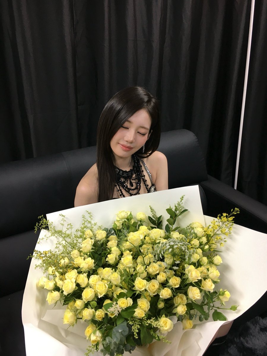 RoraFrance_'s tweet photo. ✨ WEVERSE 

 #RORA #로라 #이다인 #ローラ 
#BABYMONSTER #베이비몬스터 https://t.co/GlnP5zjtrE