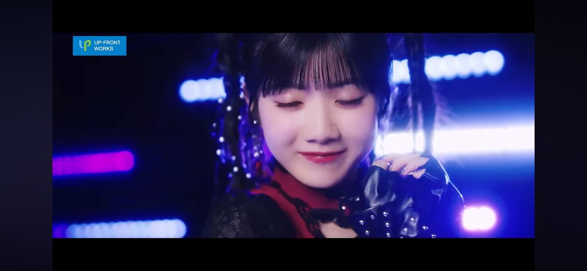 oshi_yoshi_cami's tweet photo. どちらもみふちゃんソロパートの終わりのところ、ここでウィンクされてたら息の根止められてたわ、あぶねー。 https://t.co/kVNQRoVVcV
