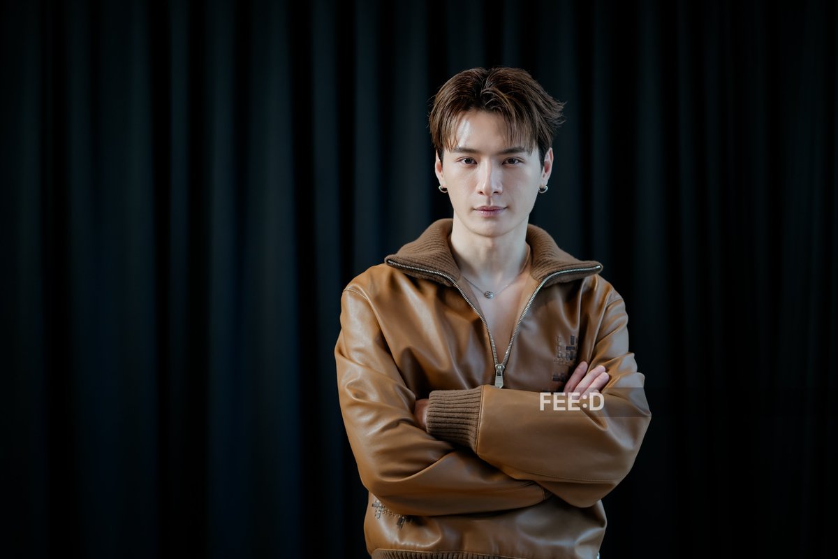 feed_4_future's tweet photo. หนังสือที่ถูกเขียนขึ้นได้อย่างสมบูรณ์แบบ ทั้งด้านความสัมพันธ์ มิตรภาพ และทุกเรื่องราวตลอดบนเส้นทาง 10 ปี ของ "คริส พีรวัส" และ "สิงโต ปราชญา"
.
แฟนๆ สามารถติดตามสัมภาษณ์ของ 'คริส-สิงโต' ได้พรุ่งนี้ (29 ก.ค. 69) เวลา 18.00 น. ทาง FEED
.
ภาพทั้งหมด: https://t.co/M0tqPFoaw9
.
#FEEDxคริสสิงโต
#KristSingto #คริสสิงโต