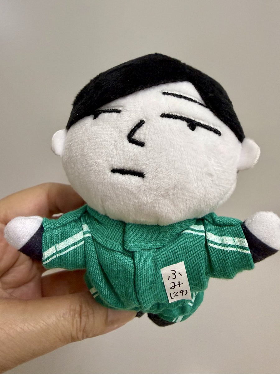 t6mcdr's tweet photo. FFさんに教えてもらった衣装！
買うしかないよね🤣
(昼休みこれで終わったw) https://t.co/vgBTrxXxFO