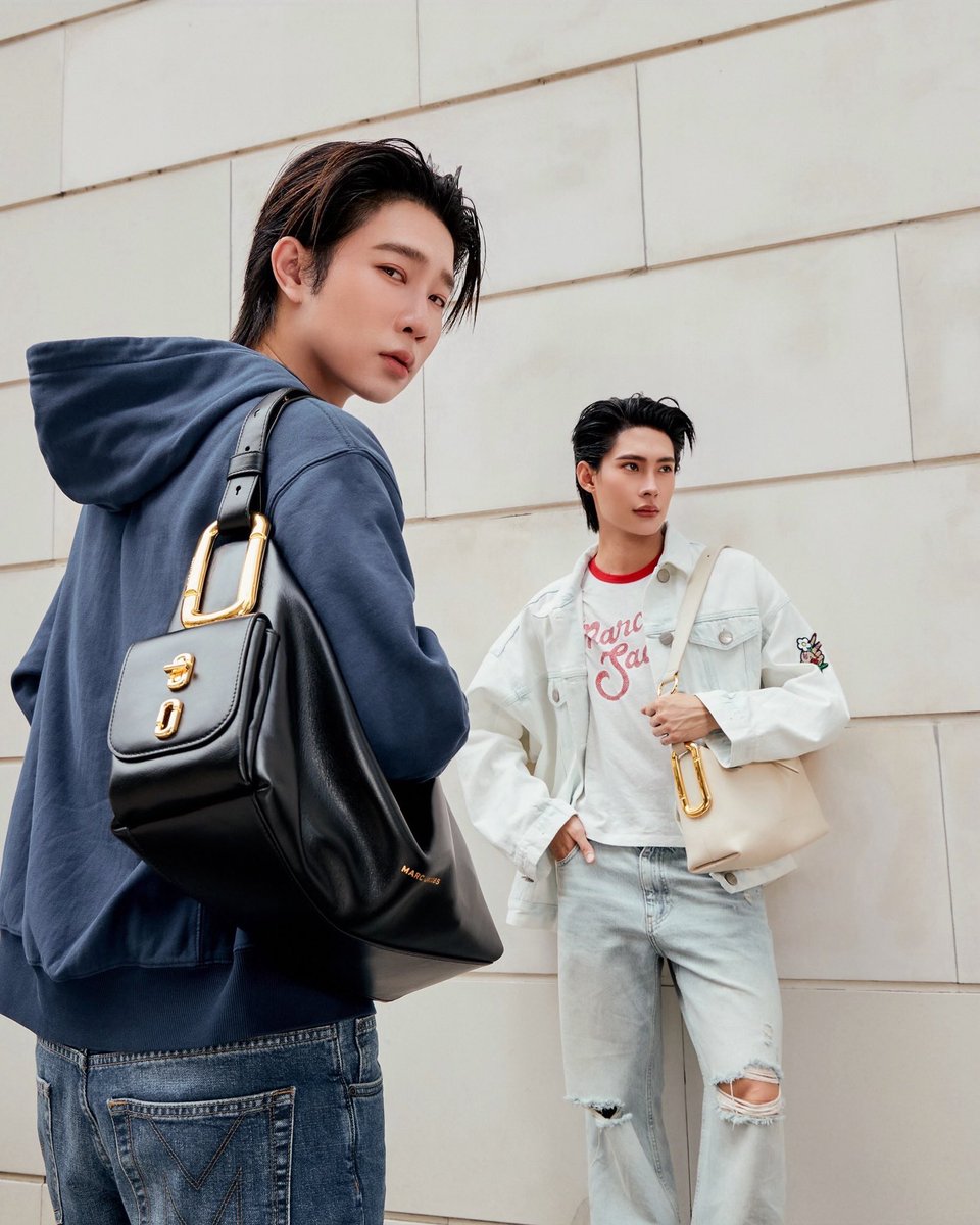 TUTORYIMSHINE's tweet photo. โครตเท่เลยลูกพี่ 🫨🫨
IG📷 :mynameis_yim
#mynameis_yim #myalienz
#TheScene
#MarcJacobsTH
#MarcJacobs
#patluxurygroup https://t.co/CDqftocHdG