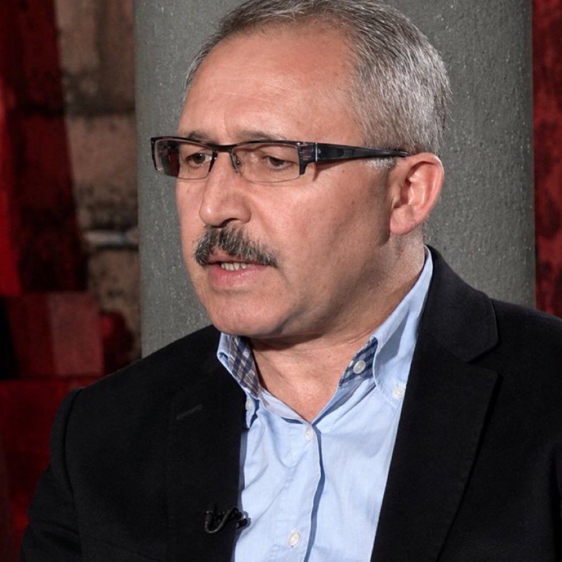 MilensAjans's tweet photo. Abdulkadir Selvi: (Çözüm Süreci için çıkarılacak yasa hk.)

— Atatürk ve İnönü, isyanlara son vermek için Şeyh Said Yasası’nı çıkarmış.

— Yeni yasaya karşı çıkacak olanlar Atatürk’ten, İsmet Paşa’dan daha çok mu bu ülkeyi düşünüyorlar?

— Atatürk’ten daha mı çok milliyetçiler? https://t.co/HJTdnx7k5h