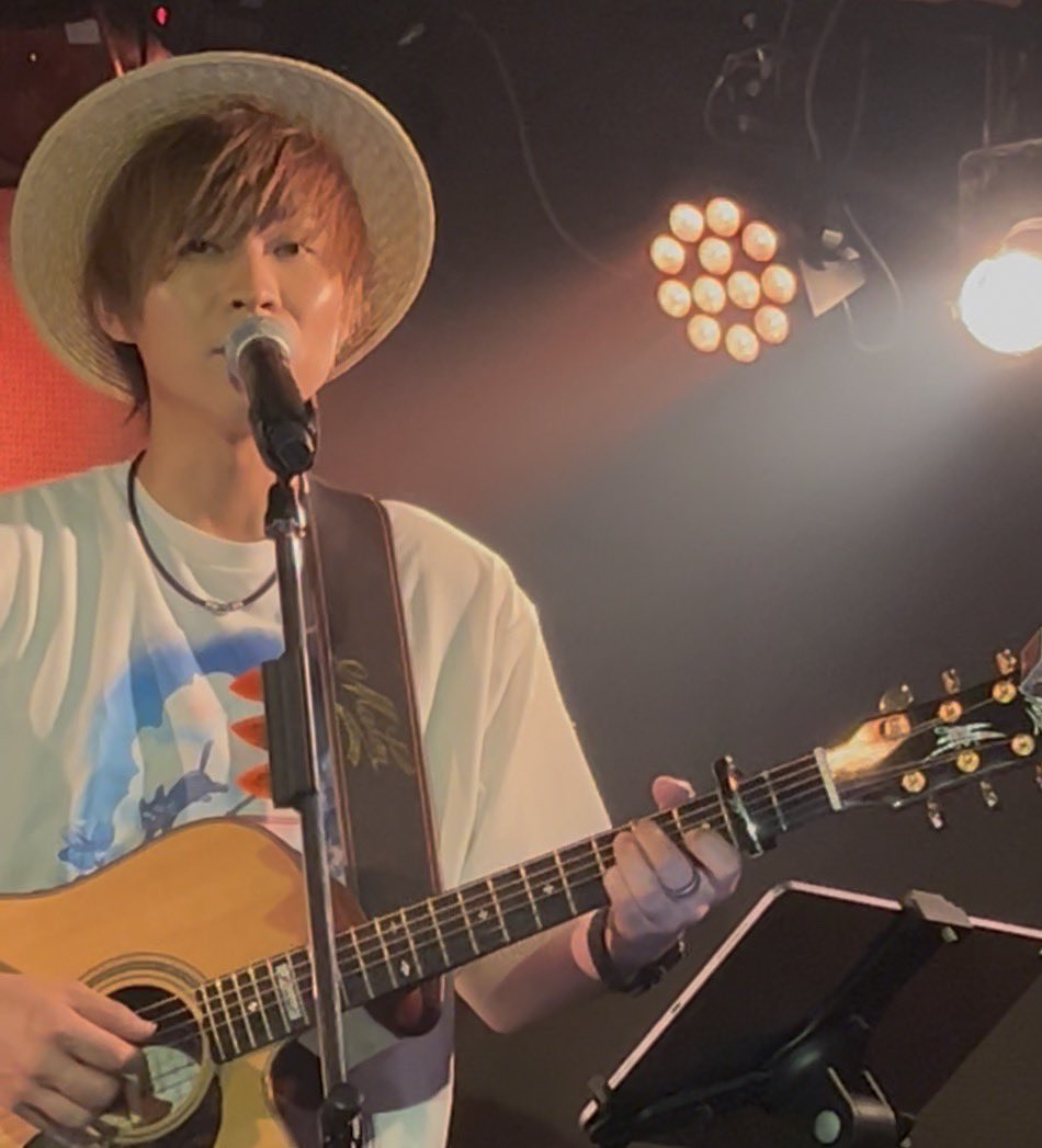 yanko92chan's tweet photo. 7月のやすらぎSTAYGは #中津ステップホール
この日のリクエスト曲は「真夏の果実｣でした（動画撮影のみ可なので後でスクショしました笑）
大好きな曲😘
3人のハーモニーほんとに好き🥰

 #7月31日
 #ゴリラホール大阪
 Premium  BIG LIVE
『JOIN FORCES』

いよいよ今週末❣️楽しみ(⑉• •⑉)❤︎ https://t.co/zgIFXMAG7u