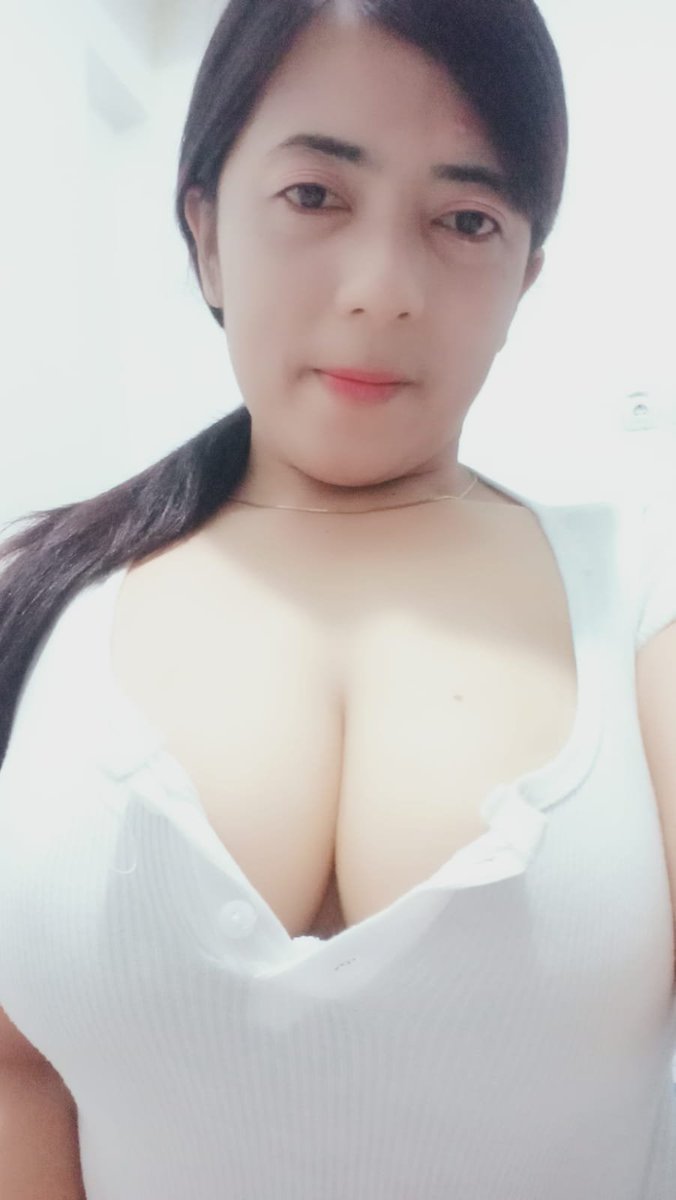 KenclengDos's tweet photo. banguntapan bantul sini merapat ke kos real putih mulus tobrut https://t.co/phg3312uRS