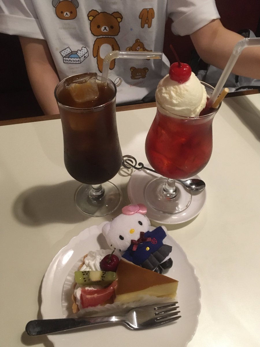 aprilYoNa47's tweet photo. 🍰 광안리 / 민락 수채화사랑

킷사텐 감성의 카페 ♪
푸딩 타르트가 있어서 두근두근 했어요 ( σ̴̶̷̤  ̫ σ̴̶̷̤ )
푸딩은 단단하고 덜 달아서 좀 애매 .. 했는데 타르트지가 넘 취향이였어요 (ᐡ⸝ɞ̴̶̷ ༥ ɞ̴̶̷⸝ᐡ)
다음에는 후르츠 타르트랑 갸토 쇼콜라도 도전해보려구요
카꾸 카페로도 추천 .ᐟ https://t.co/WQRD5t7AQ2