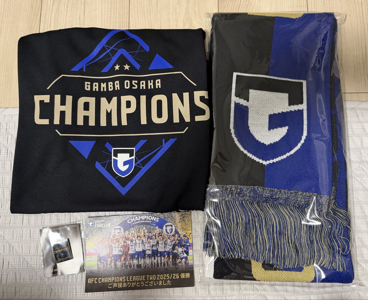 madoPpomu's tweet photo. ACL2優勝記念グッズと記念ピン届いた✨
後は��ニフォームのみ！ https://t.co/3VVVwZDXKX