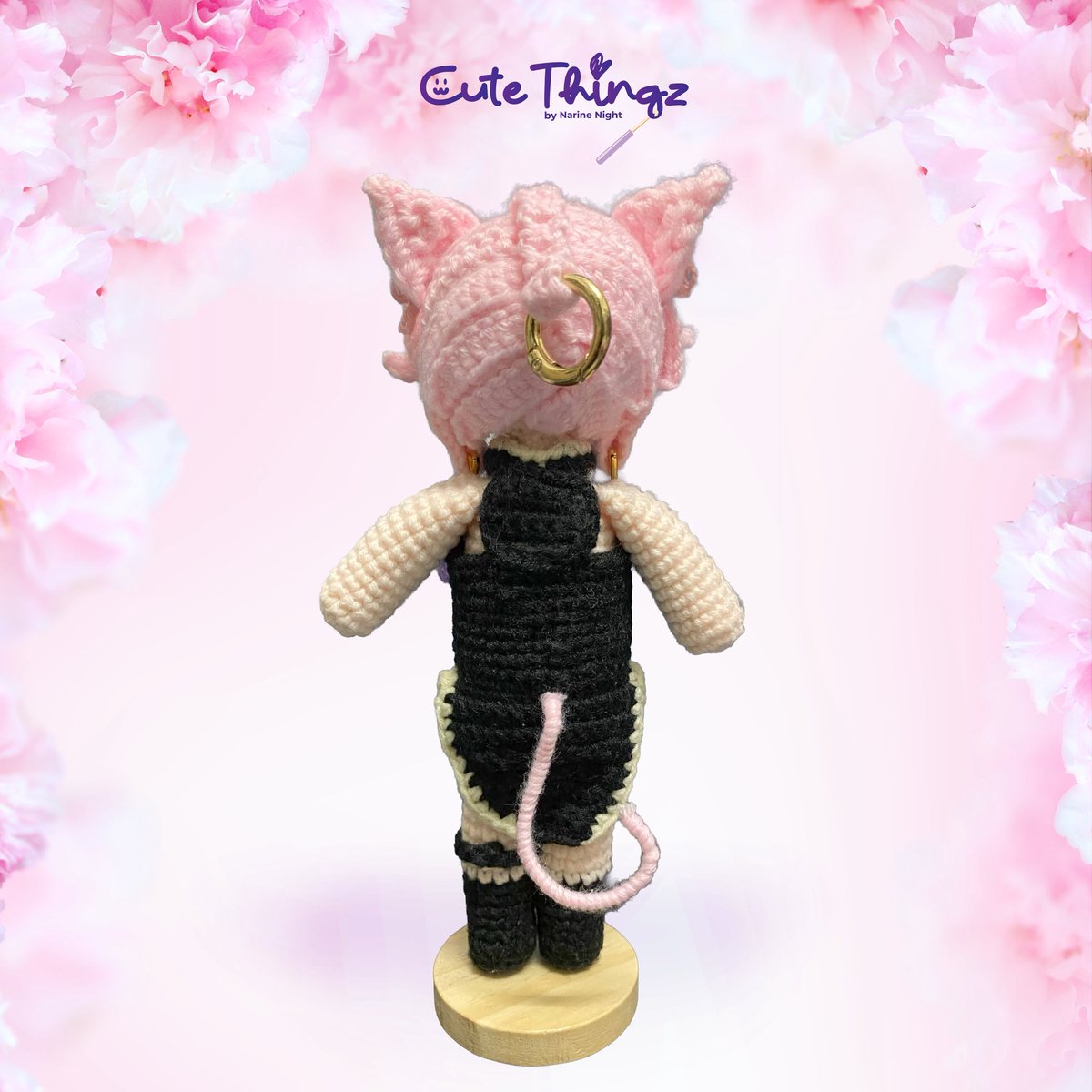 R1n33rIne's tweet photo. Now that @NezukoEmo received her Nezu doll, I finally can post it here! It was a commission from dear @Huntressmoon26 as a gift✨I loved the process of crocheting Nezu doll, my fav part is def attaching her hair &amp; braid to the cat shaped hair dangle💜Thank u for your patronage🫶🏻 https://t.co/mChHW3xuAZ