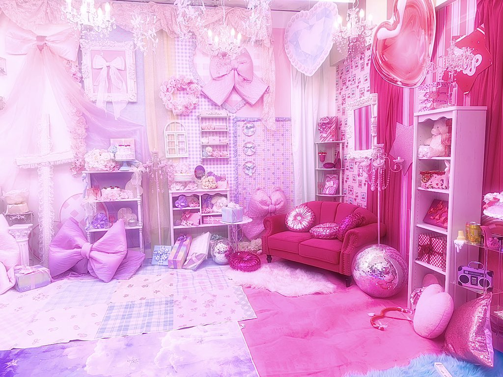 kyaro29's tweet photo. 息を吐くように天才的に可愛い空間を作ってしまう。。天才なので。。💖

名古屋に初めて店舗作りましたー💖
名古屋の皆さんよろしくお願いします💖

そしてなんとこのスタジオ。。。
の秘密はオープン日に発表します。。 https://t.co/SjjtVEnIYl