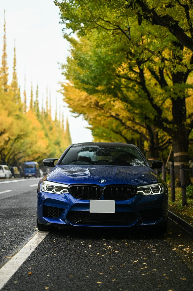 yaM4_1216's tweet photo. 気づけば今日で納車から丸2年。
まだまだ現役のF90M5Competition。
ゆっくり走れば快適なセダン、踏めば625馬力で一瞬で免許が心配になる速度域に。笑
日常使いから旅行、遊びも全部これ1台で完結。
食わず嫌いしている人にも、機会があれば一度体験してみてほしい車。
まだまだ活躍してもらいます！ https://t.co/JmK5gHwf5l
