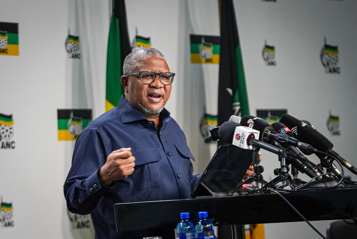 KingCpt9's tweet photo. Accountability isn't optional—it's the foundation of effective governance. Holding leaders to high ethical standards is how we ensure public funds truly serve the public interest.
​#ANCmediabriefing #RegisterToVoteANC https://t.co/8pcMpzPjXJ