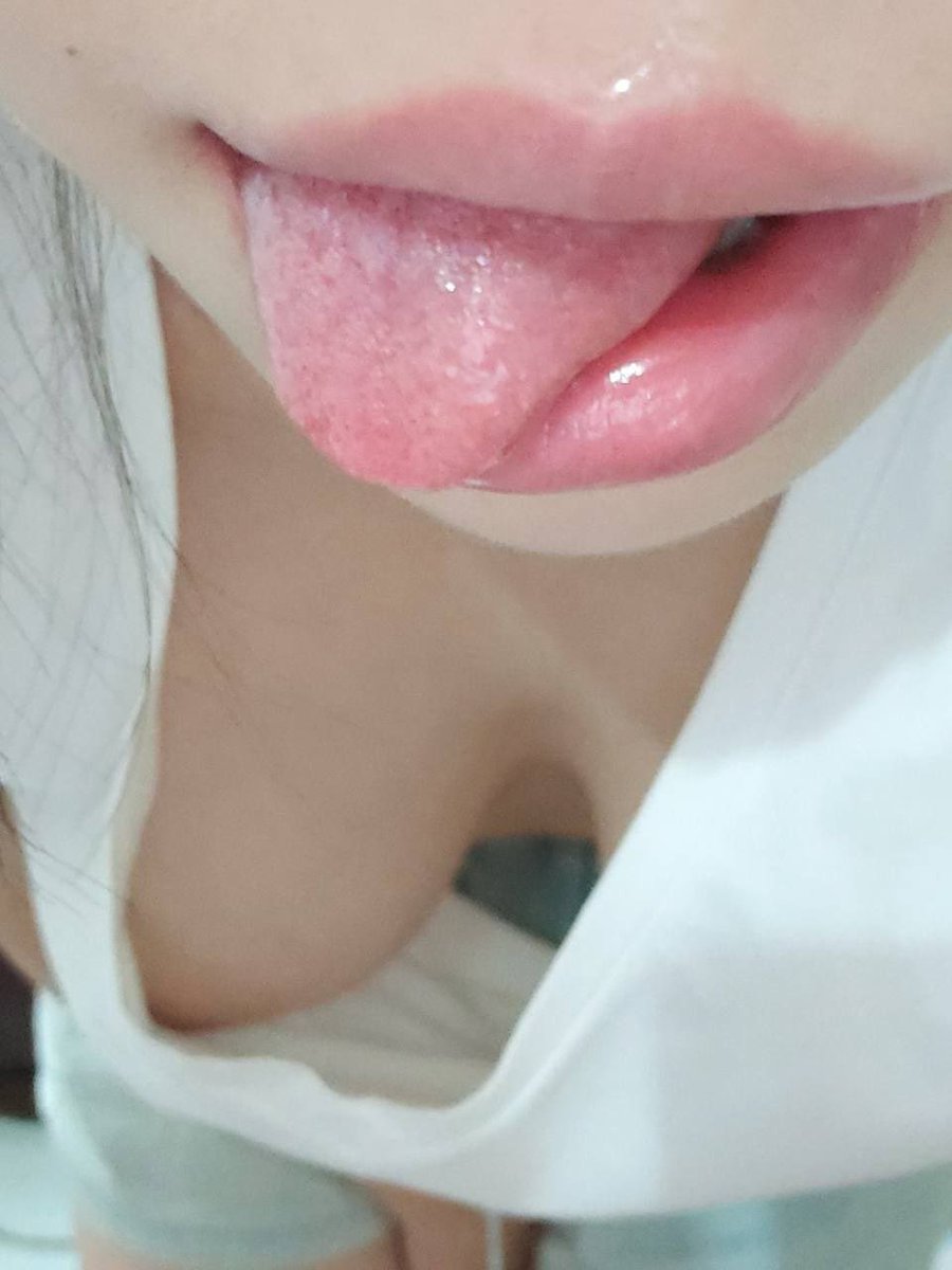 08D9aQEBQ6qthXI's tweet photo. 솔직히, 나랑 섹스하고 싶어? #섹스 https://t.co/dObxMlACyK