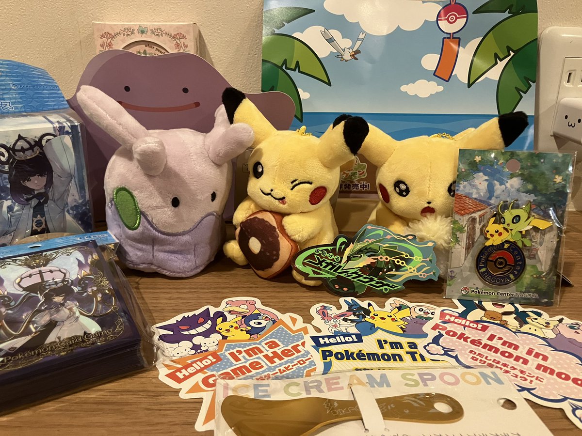 kunikuni0716's tweet photo. ポケセンで買ったお土産たち✨
ヌメラFit、ナゴヤ限定ロゴピンズと限定ピカチュウとか、、、。
また散財してしまいました💸 https://t.co/krFJIbAZxM