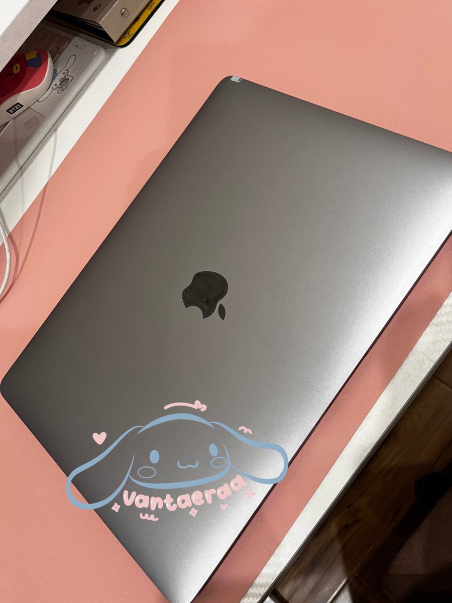 LJNDARL's tweet photo. WTS MACBOOK AIR RETINA 2018 13” RAM 8 SSD 256 GB

4.900.000 bisa nego tipis

ʚ Batre masih ori, cc normal
ʚ dapet charger, box, case sama sleeve
ʚ semua masih fungsional
ʚ minusnya ada bekas stiker dikit cuma ga ngaruh ke yang lain

t. wts macbook air 2018 https://t.co/QY2XsePPSn