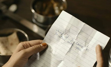 Gibboanxious's tweet photo. The Lunchbox (2013) 

dir. Ritesh Batra https://t.co/AlzEgl55tD