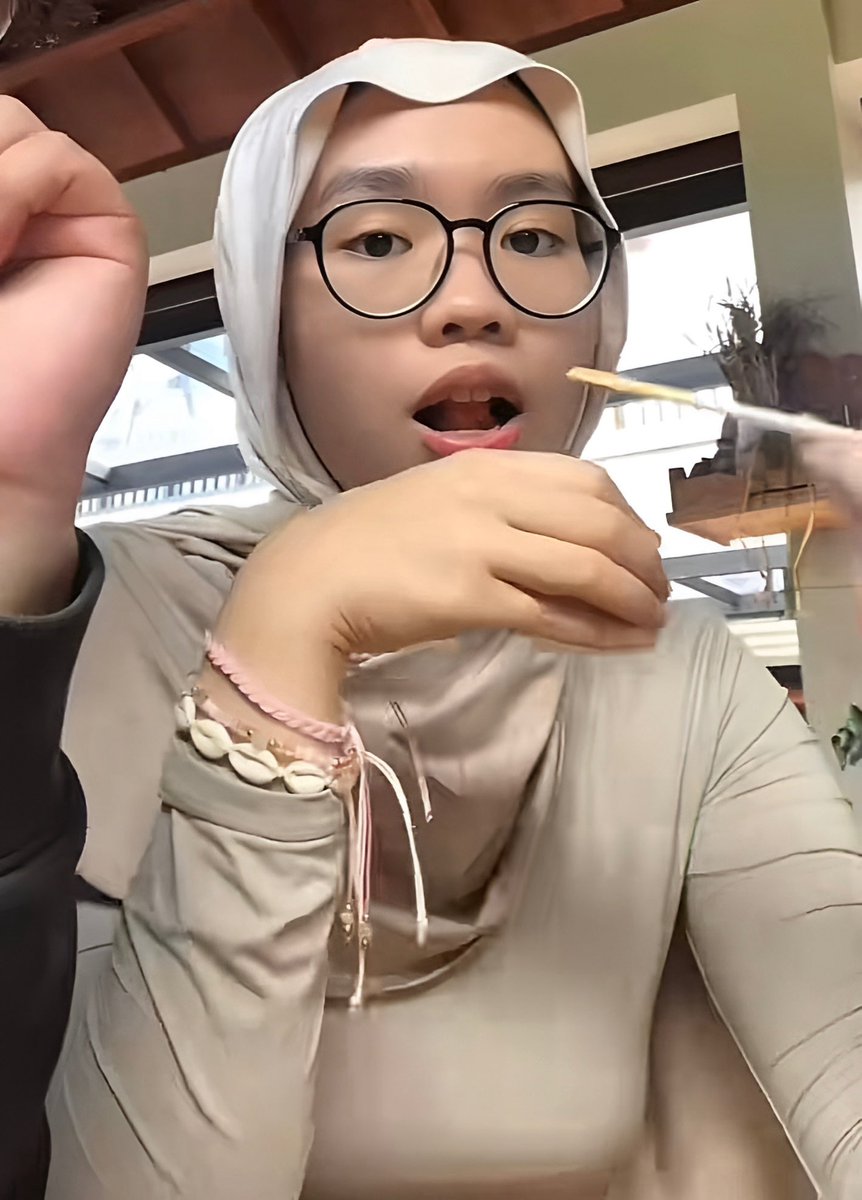 haphip29's tweet photo. enak van makanannya🤤 https://t.co/ur5HHZkzns