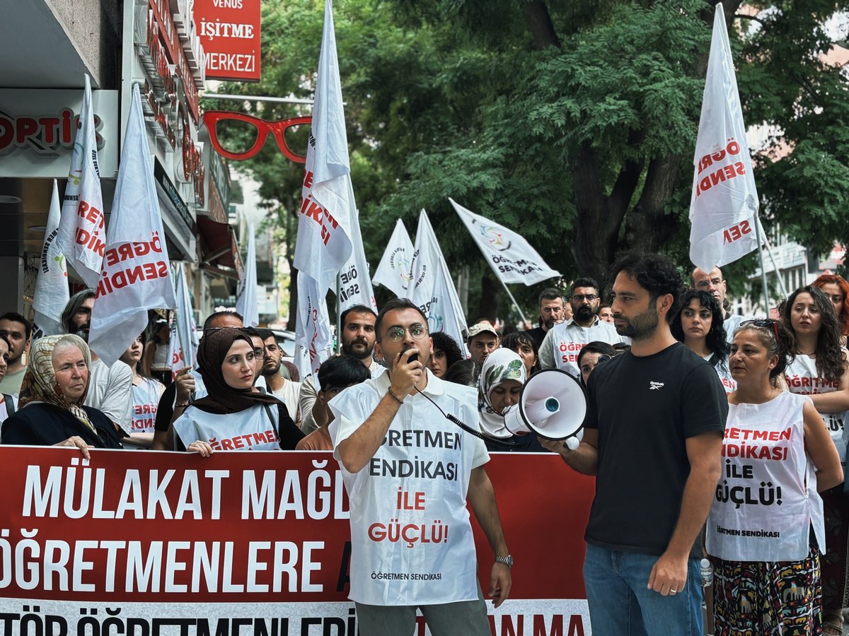sliceoffaith's tweet photo. @ogretmensendika Sabırla sürdürülen bu bekleyişin karşılığını bulmasını diliyoruz. Eğitim camiası, Perşembe günü yapılacak toplantıdan umut, çözüm ve adalet bekliyor.

@ZehraNurAydemr
@ozturkercn
@csgbakanligi
@cftcblnt

#EğitimdeÇözümZamanı https://t.co/koFtJt854i