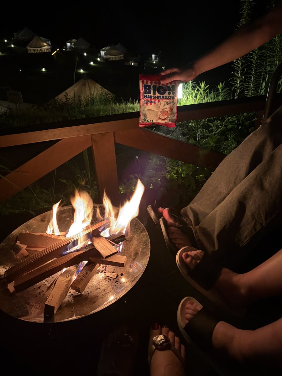 chanrii_20's tweet photo. 念願のグランピング🏕✨️
いつもじゃ考えられないくらいオシャレな投稿😉
楽しすぎたー！！ https://t.co/r39pj5SM4P