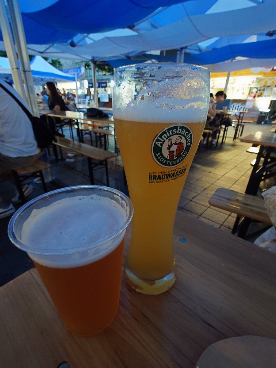 bonne1014's tweet photo. 飲んだー
今月末締めの仕事終わらしたので
お祝い
元上司呼び出して🤣 https://t.co/U0lXBmxswQ