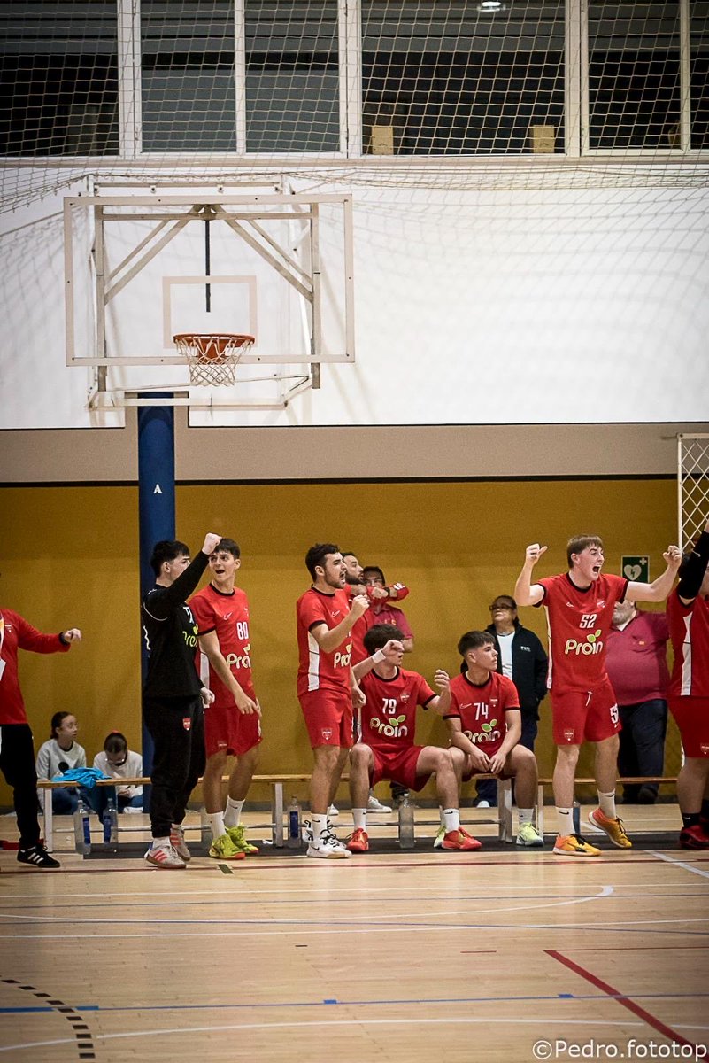 bm_prointegrada's tweet photo. 🗓️ ¡El filial también se pone en marcha!

Mientras la cuenta atrás para el inicio de la temporada sigue avanzando, nuestro equipo de Primera Nacional ya tiene marcada en rojo una fecha: 3 de agosto, día en el que arrancará la pretemporada. https://t.co/8rchkYcVZM