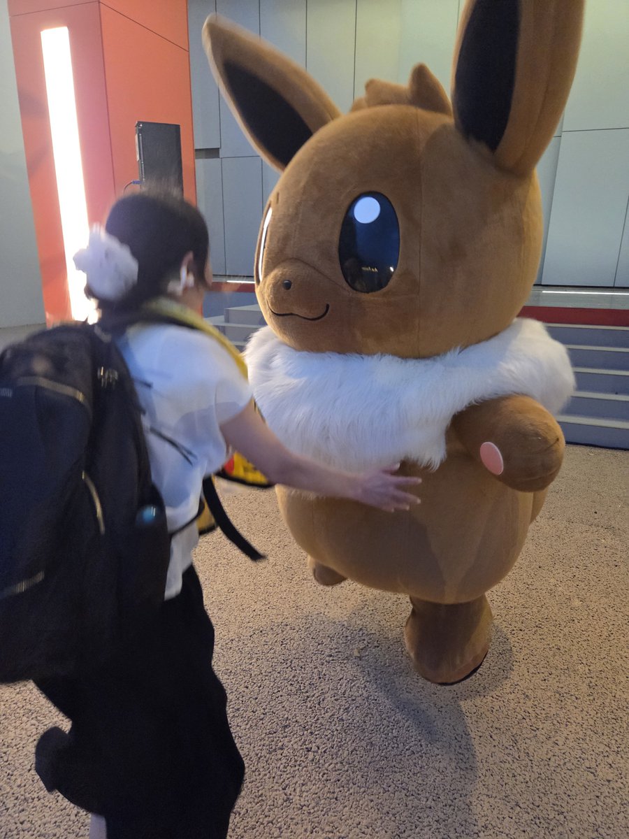 sae728's tweet photo. 誕生月にポケパークに行った方がいい理由

・バースデーステッカー、ゲット
・ポケモンセンターでお祝いしてもらえる
・だいすきショップでステキなメッセージ
・スタッフさんからお祝いの言葉
・ポケモンテンションが上がっている(個性があります)
・ポケモンに説明する時｢卵から還った日｣ https://t.co/eSBXFewxjI