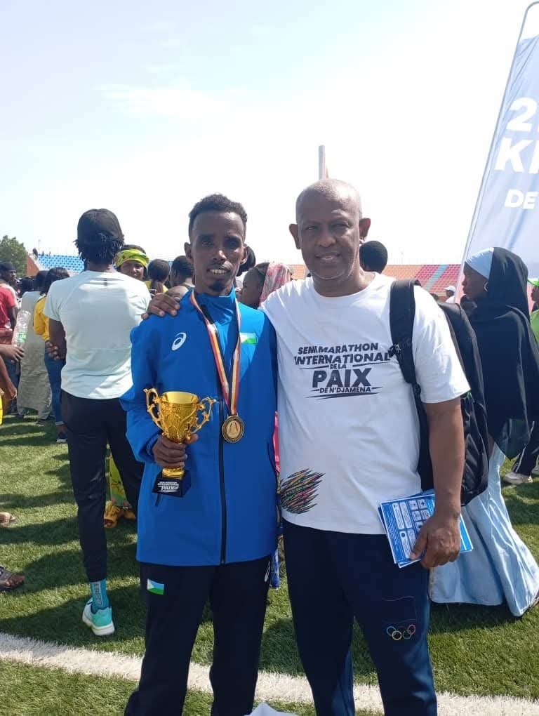 GCDJIb's tweet photo. Dans la journée du 26 juillet 2026 l'Adjudant-chef Aden Waberi Darar remporte le semi-marathon international de la paix au Tchad

Félicitations à l'athlète ADEN WABERI DARAR, de la Garde-Côtes Djiboutienne qui s'est classé 1ère avec un chrono de 01h 02mn 51s. https://t.co/1tUkyz5Iiz