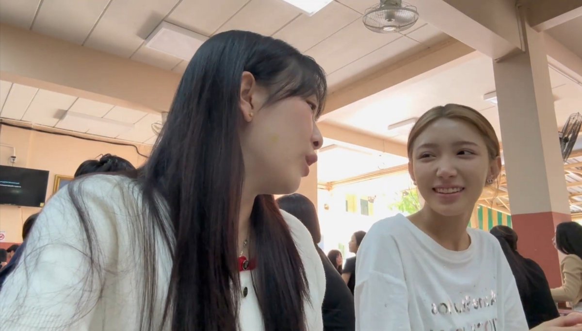 spaceforgl's tweet photo. lucuuu tapii ngga ngerti mereka ngobrol apa soalnya g ada sub english/indo nya😭😭😭😭🤍🤍

#jaoyingmewnich https://t.co/0jB6ZY0KjE