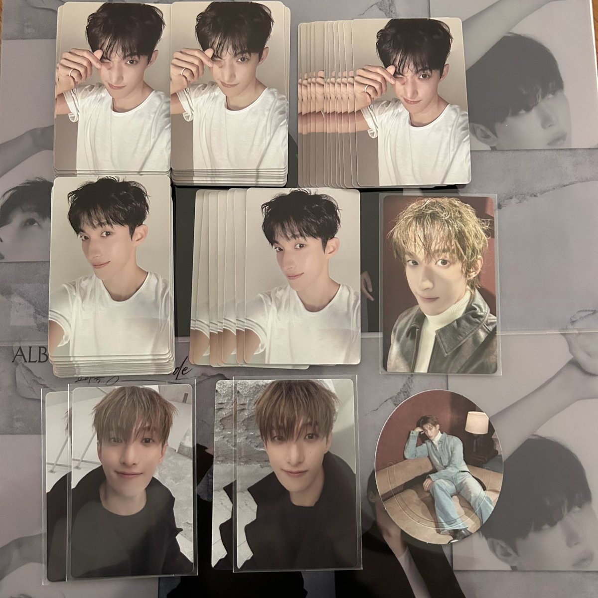 r8q3s's tweet photo. @17 SEVENTEEN DxS Serenade トレカ ラキドロ ドギョム 買取 交換 譲渡

譲：画像1.2
求：同異種🍊（HMV通常特典激求）

ウィバ Compact特典 65枚
ポーズ有53枚 / 無27枚

都内手渡しor郵送

お気軽にお声掛け下さい♪ https://t.co/4v8T7Q3ly7