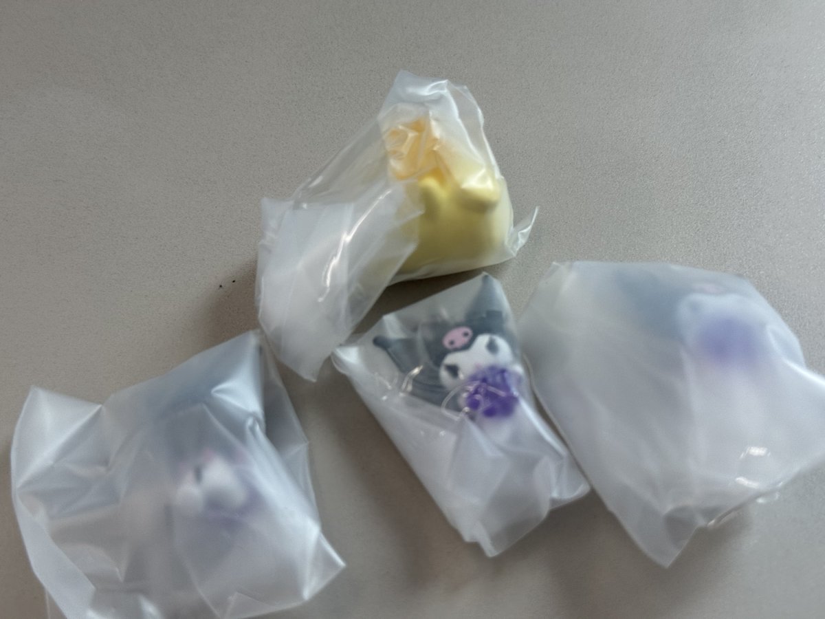 _rmksayy's tweet photo. 【交換】サンリオキャラクターズ きらきらこんぺいとうチャーム

譲：クロミ3、ポムポムプリン
求：同異種 マイメロディ、ばつ丸または定価

郵送交換希望です https://t.co/SBqULPwj3i