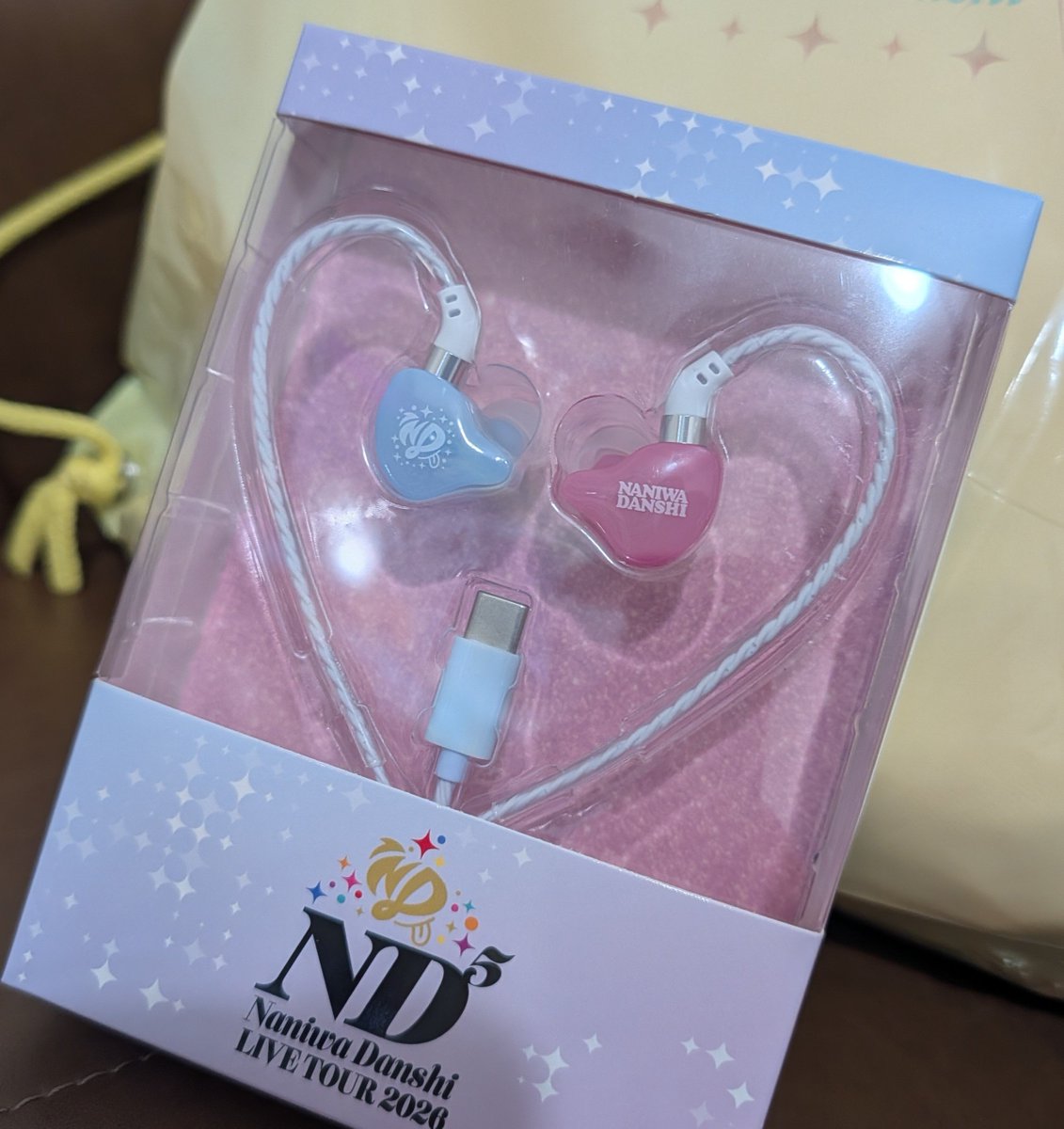 イヤモニ風イヤホンがめちゃラブリー💙🩷 なにわ男子ちゃんのグッズは