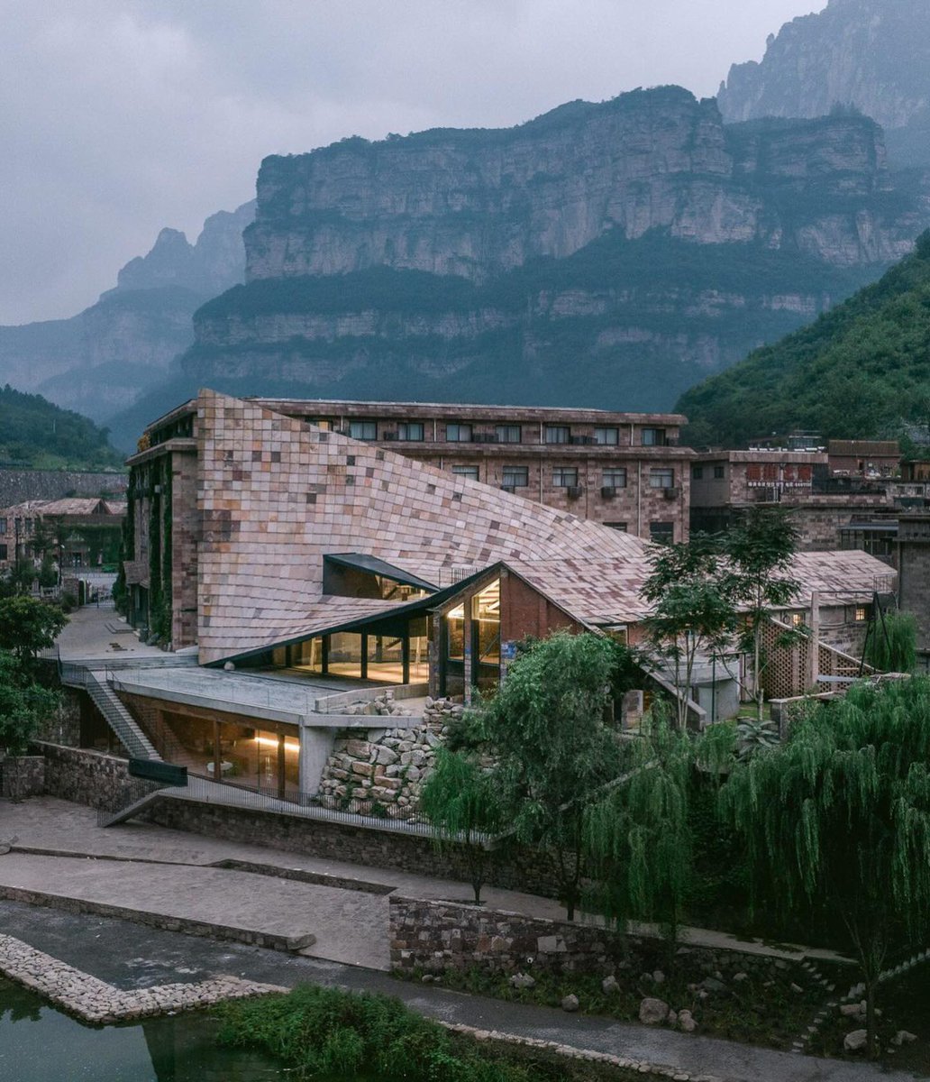 parametricarch's tweet photo. 🏛️ Taihang Xinyu Art Museum by Wang Chong Studio in Henan, China https://t.co/szzQC9W5m8