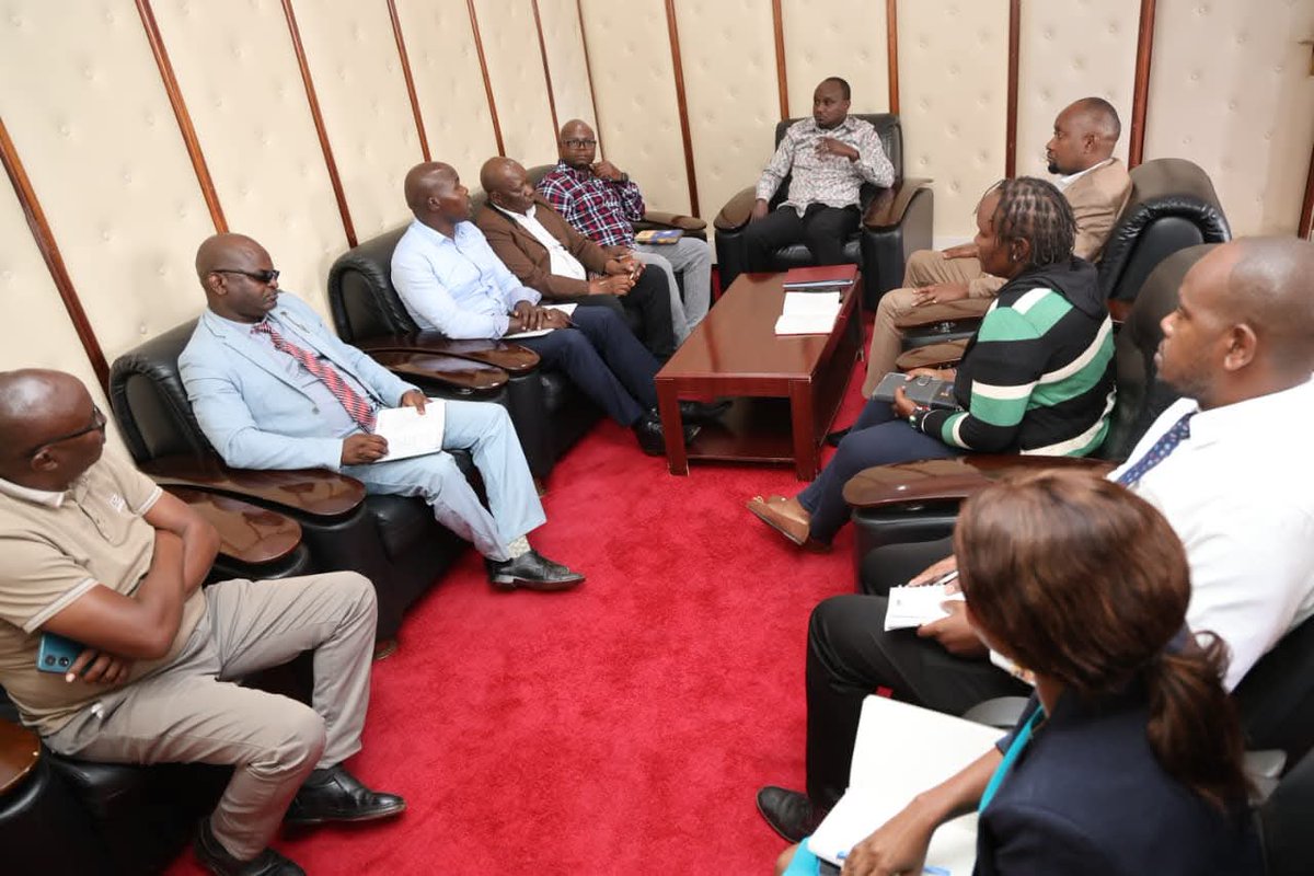WFD_Kenya's tweet photo. Passing a law is only the first step. What matters is whether it delivers.

@WFD_Kenya is supporting the County Assemblies of Machakos and Makueni to pilot Post-Legislative Scrutiny of their Climate Change Acts, strengthening oversight of implementation with county-based CSOs. https://t.co/exLd5ookO7