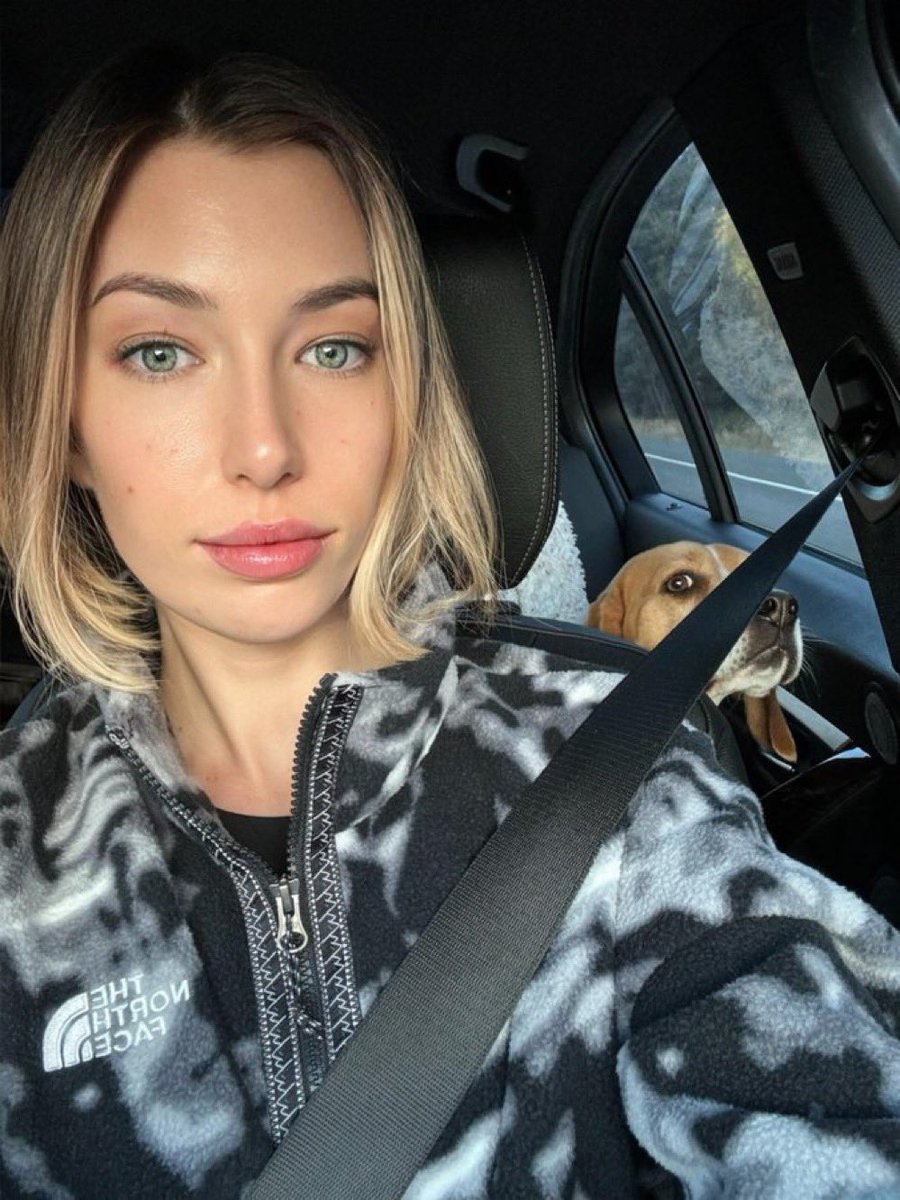 evileviie's tweet photo. Road trip with the Cindy Lou! I expect coffee sends and shopping sends for later! 🩷🐶

Findom Femdom Skype findomme CBT CEI  Paypig Blackmail Humiliation Finsub Goddess Feet joi https://t.co/6ZD24G0cBu