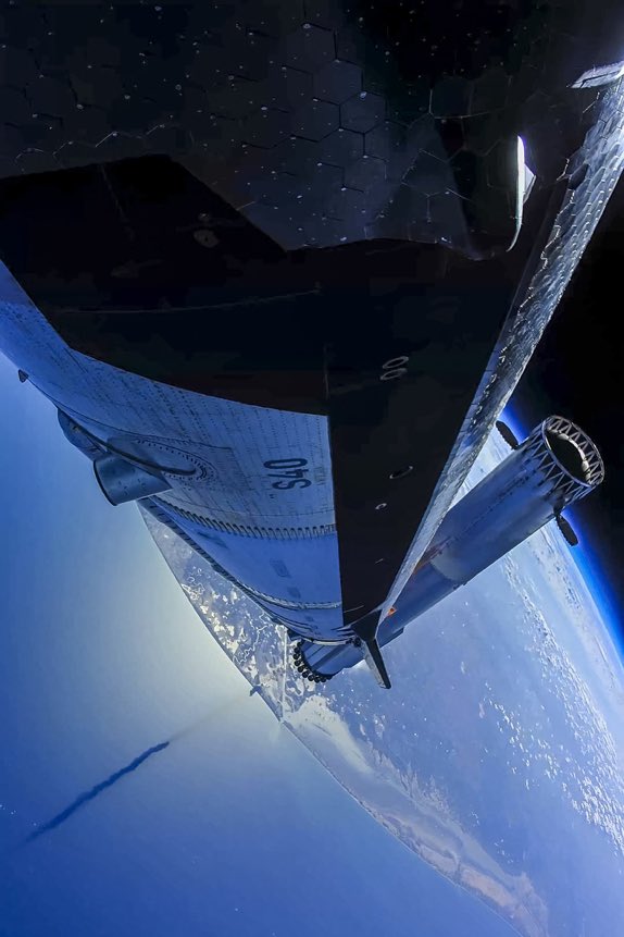 teslaownersSV's tweet photo. CGI IRL https://t.co/r2MMoJDH1E